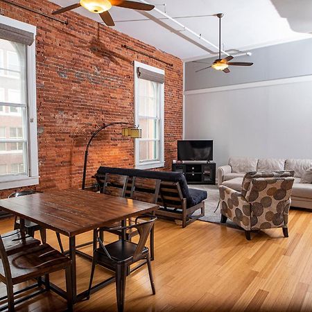 شقة Modern Lofts Next To Georgia St. & Convention Ctr. إنديانابوليس المظهر الخارجي الصورة
