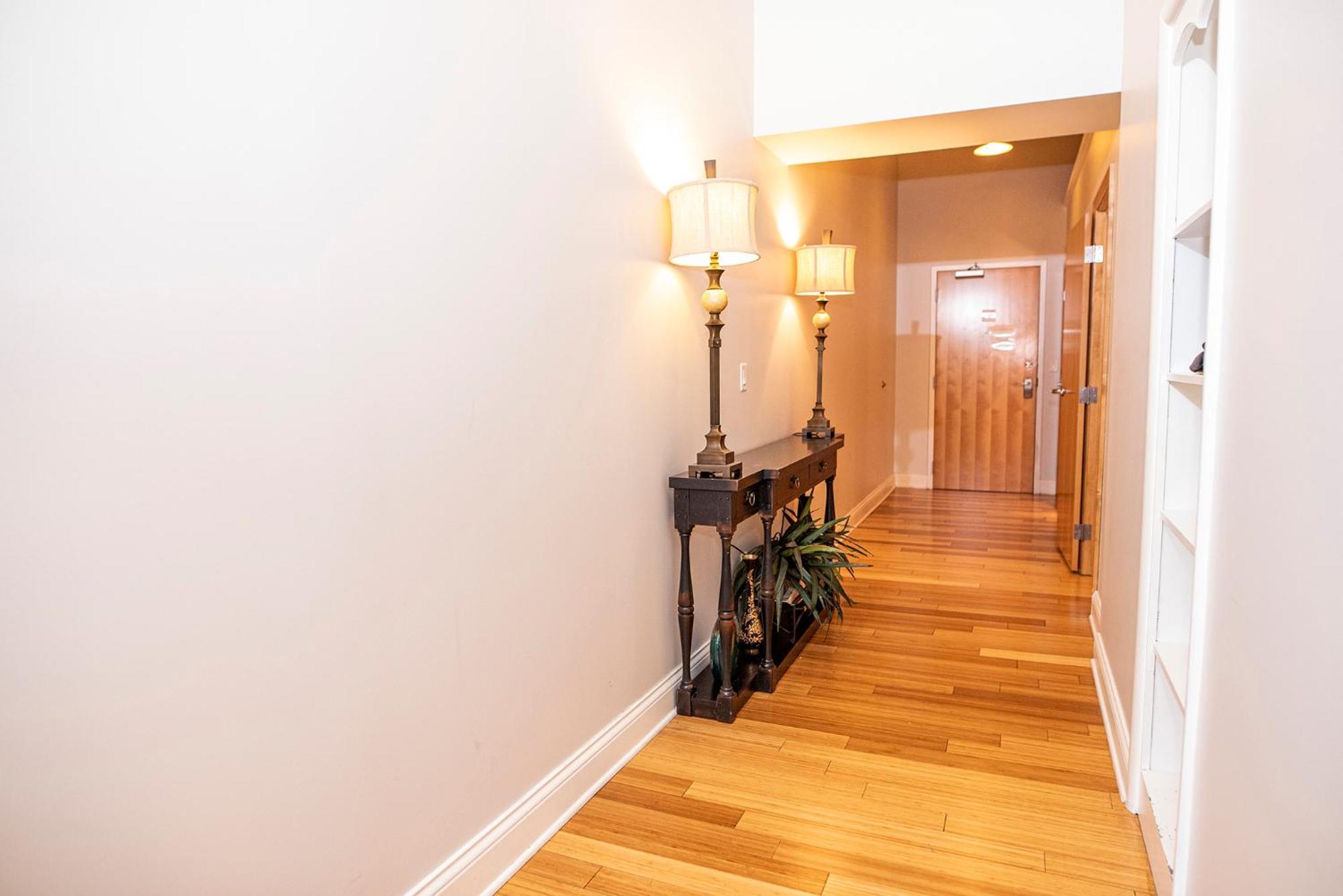 شقة Modern Lofts Next To Georgia St. & Convention Ctr. إنديانابوليس المظهر الخارجي الصورة